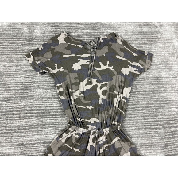 Zenana Romper Womens Small Green Camouflage Short Sleeve Jersey Shorts Pockets‎ - Picture 8 of 12